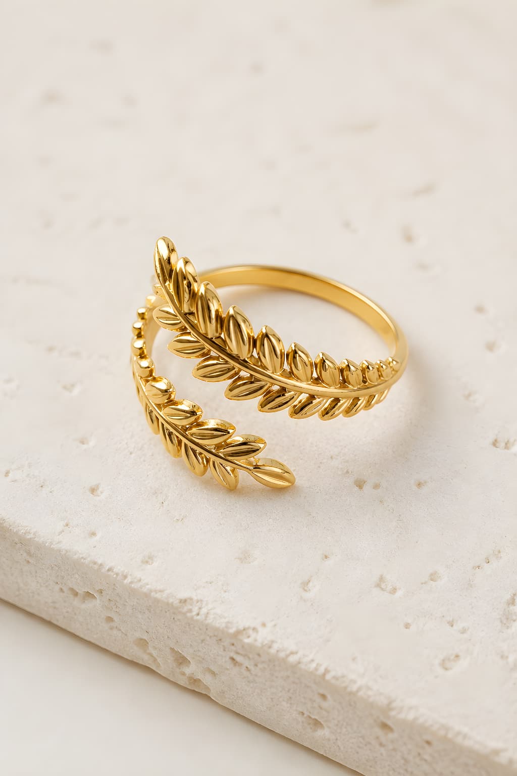 Gold Leaf Laurel Ring